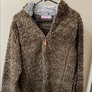 Pink lily Sherpa . In excellent condition